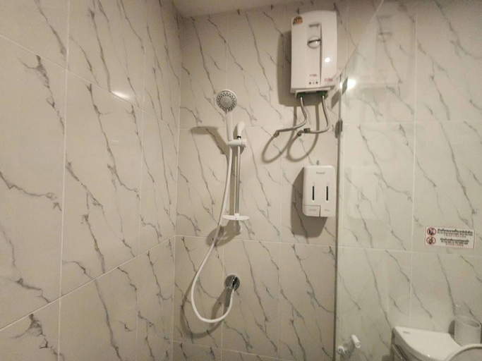 Bathroom 4, Wan Residence Ratchatewi, Pathum Wan