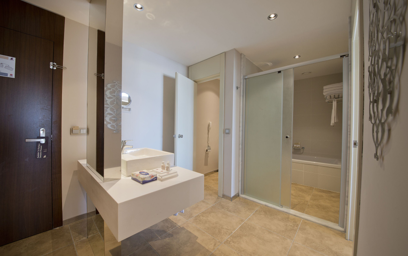 Bathroom 5, Akra Sorgun Tui Blue Sensatori, Manavgat