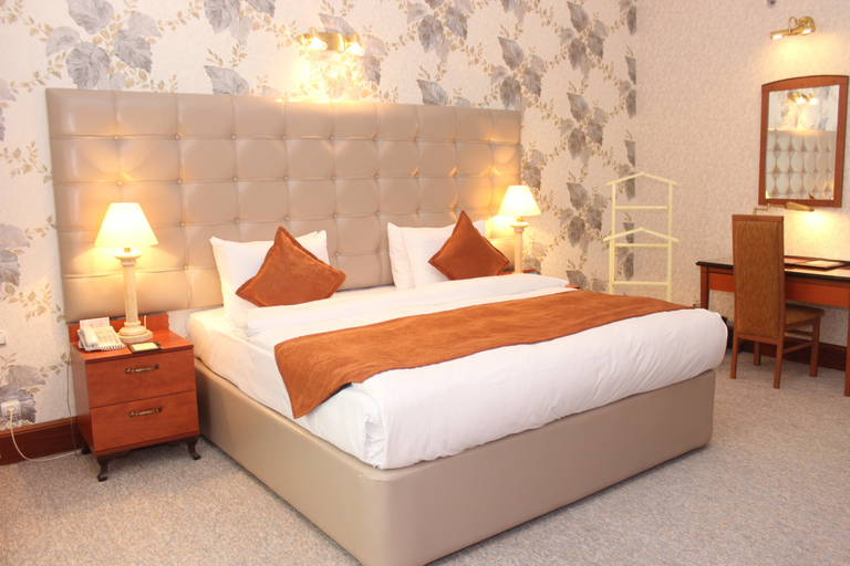 Bedroom 2, Grand Hotel Europe, Baku