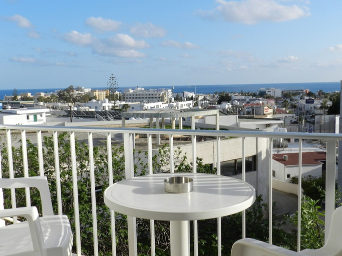 Others 3, Elenapa Holiday Apartments