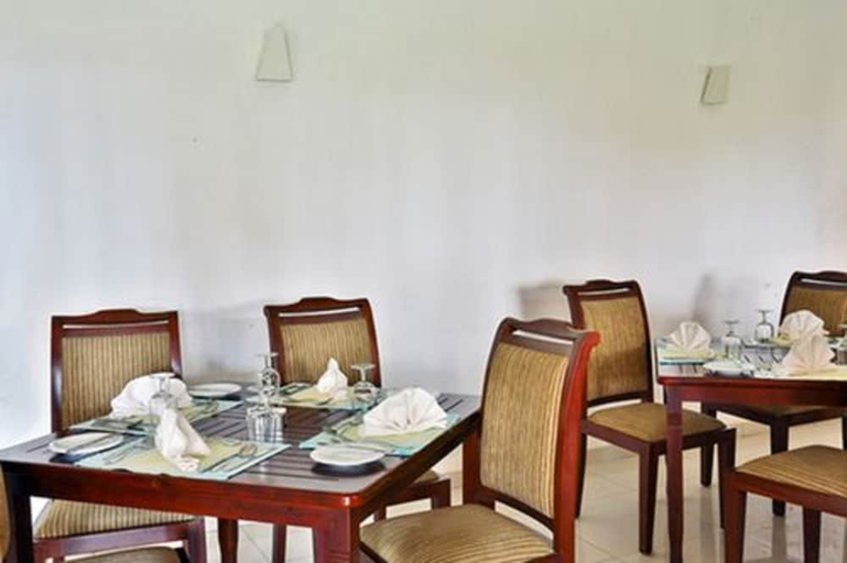 Food & Drinks, AMAGI BEACH, Mahawewa