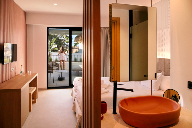 Bathroom 4, Hotel Santanyi Port, Baleares