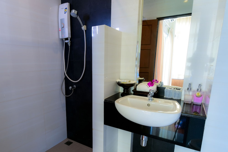 Bathroom 4, Rapeepan Ville, Muang Ubon Ratchatani