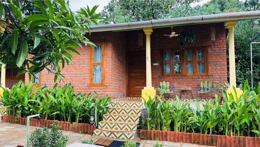 Exterior 3, Green Roots Farm Stay, Thane