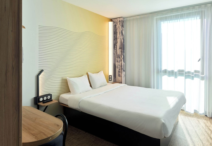 Bedroom 3, B&B Hotel Paris Sud Chatenay Malabry, Hauts-de-Seine