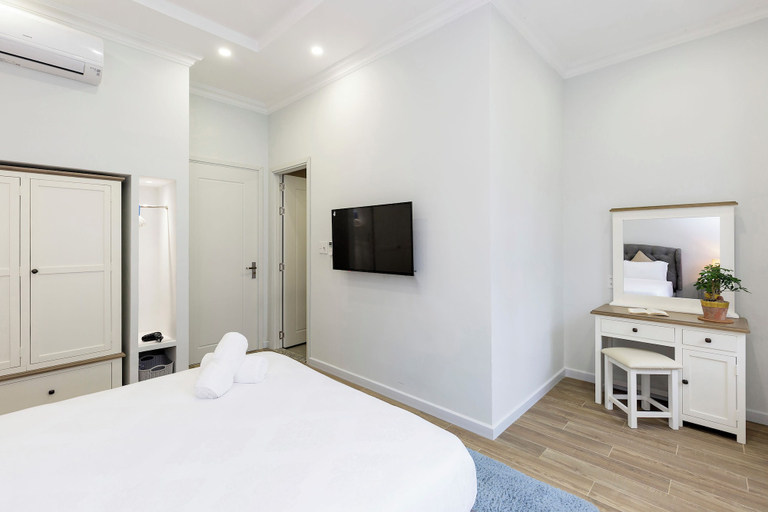 Room 2, L'amour Villa with Sauna at City Center, Da Nang