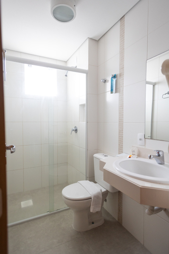 Bathroom, Luisa Studio Hotel, Florianopolis