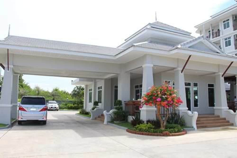 Exterior & Views 1, Sukkhamas Pirom Hotel, Muang Nakhon Ratchasima