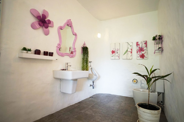 Bathroom 3, Baan Aom Kod Kun Kao, Suan Phung
