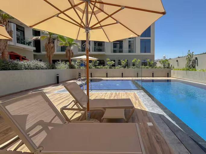 Pool 4, Elysee III by Pantheon Development, Dubai