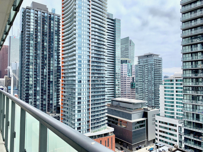 Terrace/patio 4, PeterStays - Cityscape, Toronto
