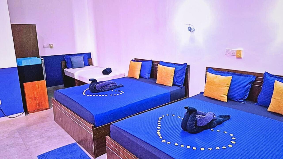 Bedroom 4, Seabreeze Hotel, Weligama