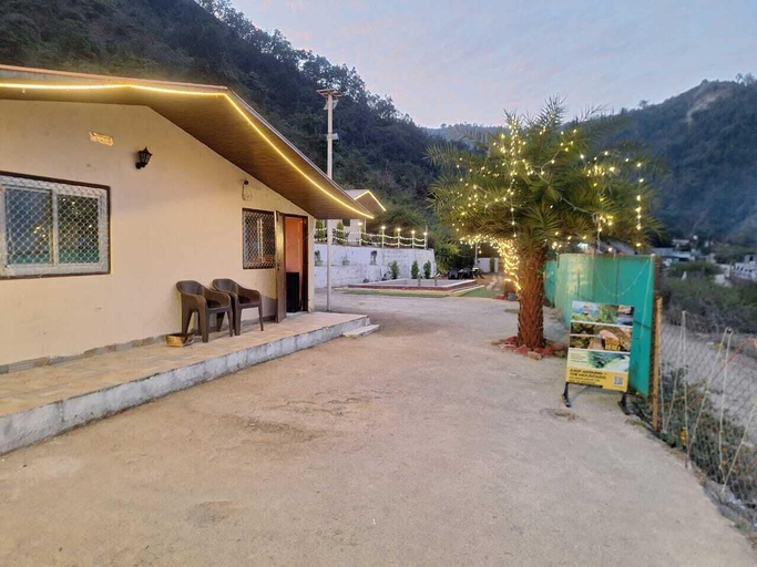 Interior 3, VALLEY KING RESORT, Garhwal
