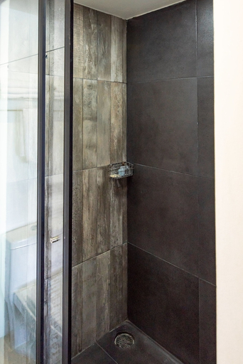 Bathroom 5, Hotel 52, Cozumel