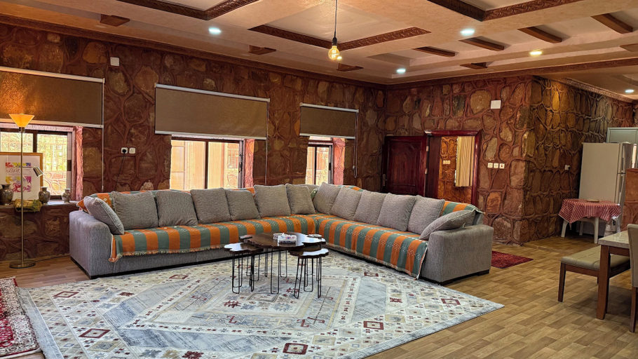 Others 5, Red Mountains Farm, AlUla
