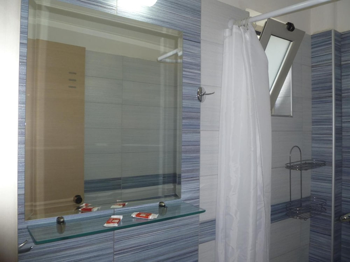 Bathroom 4, Costas and Chrysoula, Crete