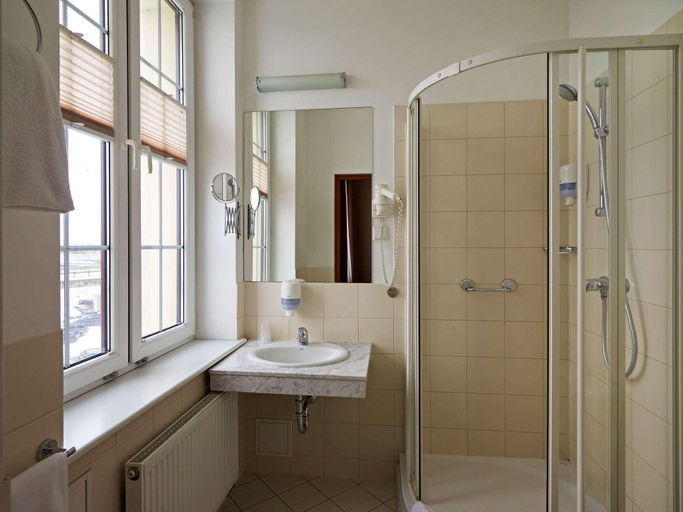 Bathroom 4, Hotel Focus Szczecin, Szczecin