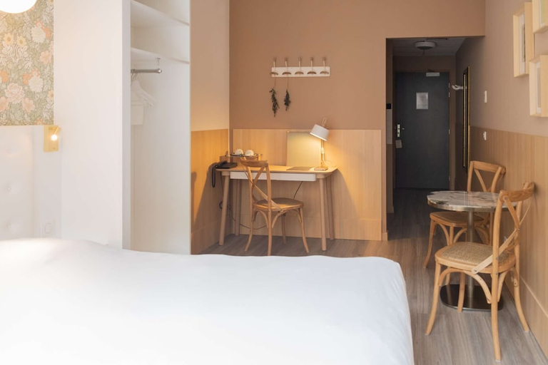 Bedroom 2, Calm Appart Hotel, Nord