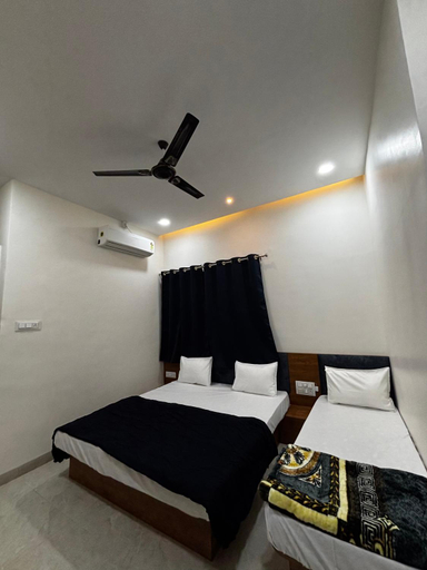 Bedroom 2, Hotel Vinayak, Ujjain