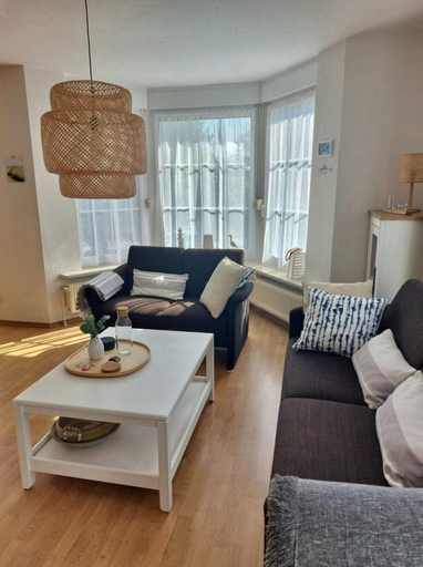 Living room 5, Reihenhaus, Dornumersiel, Aurich