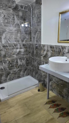 Bathroom 4, San Giuliano rooms jacuzzi, Catania