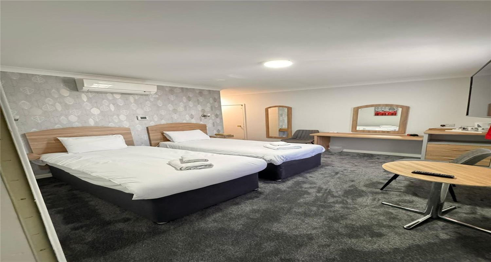 Bedroom 2, Andover Hotel, Hampshire