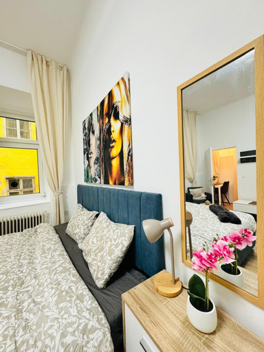Room 3, 5BR Apartment Near Matzleinsdorfer, Wien