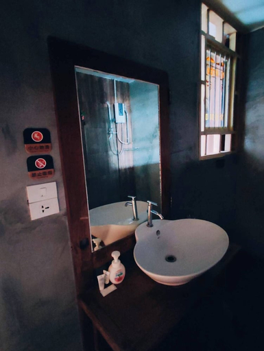 Others 5, Around The World Bed and Breakfast - Hostel, Suan Luang