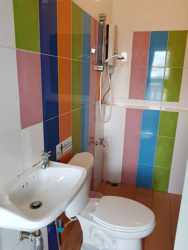 Bathroom, Baanmorkburi Resort, Khao Kho