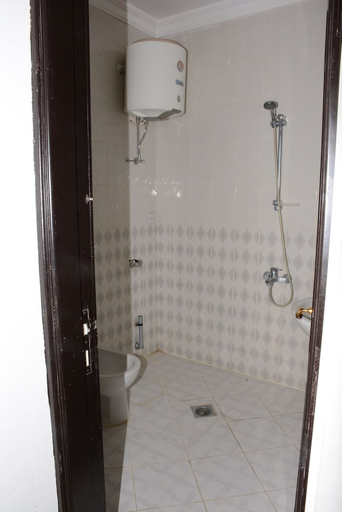 Bathroom 4, AL EAIRY SERVICED APARTMENTS 3, Al Madinah Al Munawwarah