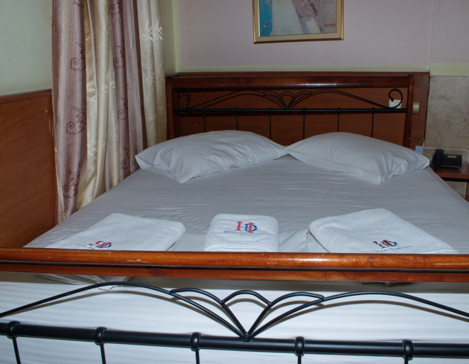 Bedroom 3, Diethness, Attica