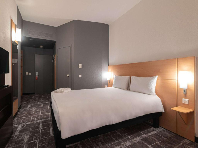 Bedroom 2, Ibis Astana Hotel, Astana City