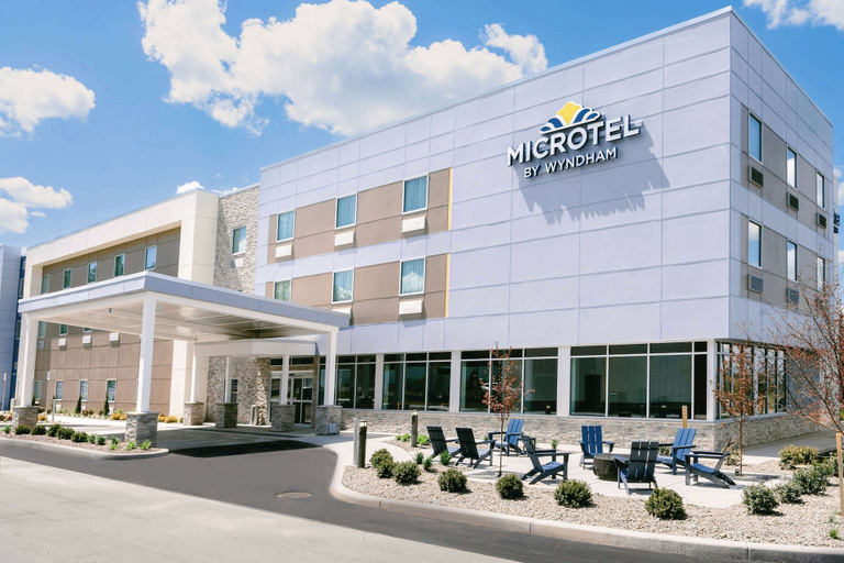 Exterior & Views 2, Microtel Inn & Suites by Wyndham Newark NY, Wayne