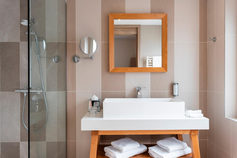 Bathroom 4, Hotel Castel Maintenon - Handwritten Collection, Eure-et-Loir