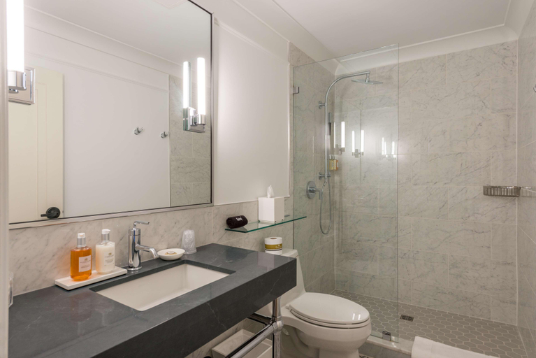 Bathroom 4, The Abbey Inn & Spa, Westchester