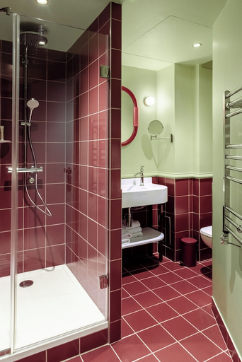 Bathroom 3, Hôtel Mercedes, Paris