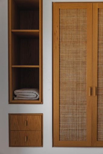 Room 2, Siora of Paros - Ammiralis & Castelis, South Aegean