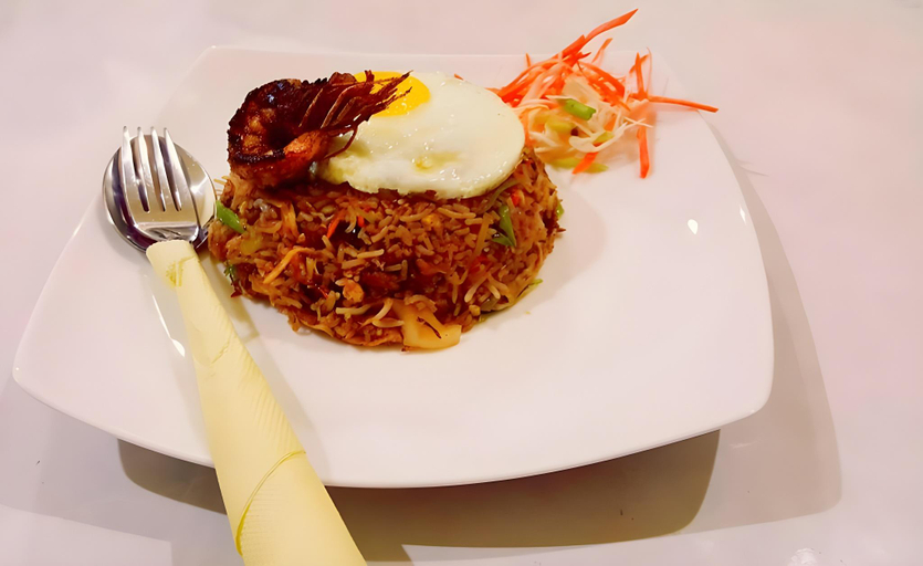 Food & Drinks 5, Equator Homestay