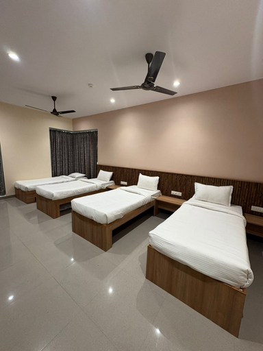Room 2, Hotel Maheshwaram Vijay Nagar Indore, Indore