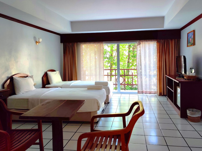 Bedroom 3, Thongpaeka Hotel, Phrasat