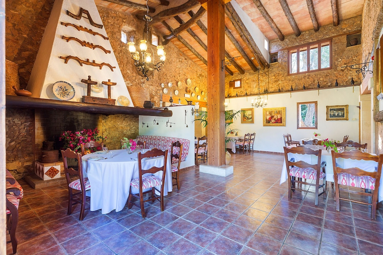 Food & Drinks 4, Agroturisme  Can Gaia, Baleares