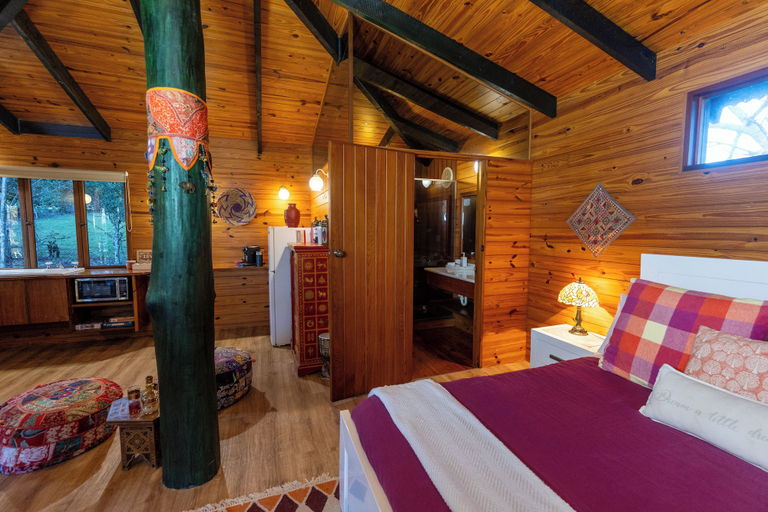 Bedroom 4, Kanimbia Cottages, Maroochy