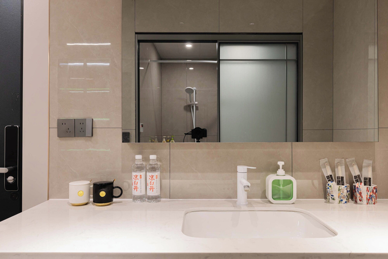 Bathroom 4, The Bund River Prologue Residence, Shanghai