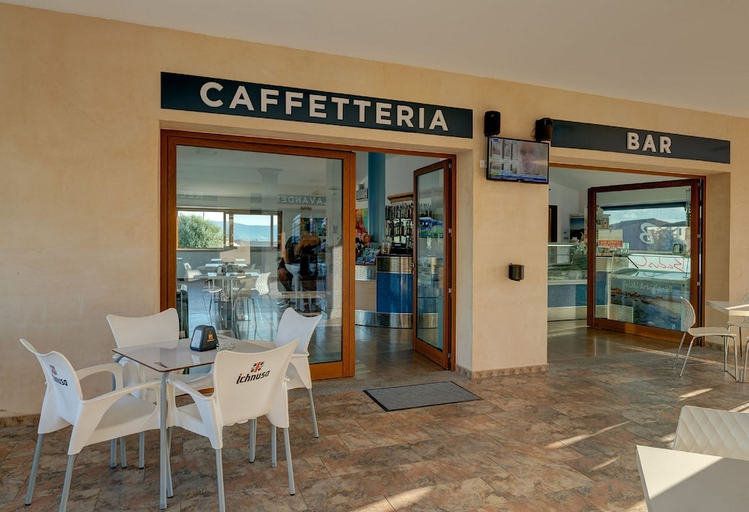 Food & Drinks, Residence Badus, Olbia-Tempio