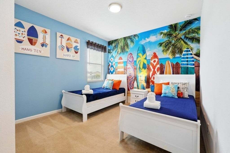 Room 5, Lake Side View Private Pool Home In Resort! 10 Bedroom Villa, Osceola