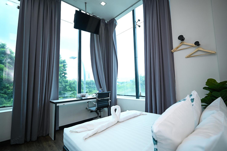 Others 2, Swing & Pillows at Kota Kemuning Selangor, Shah Alam