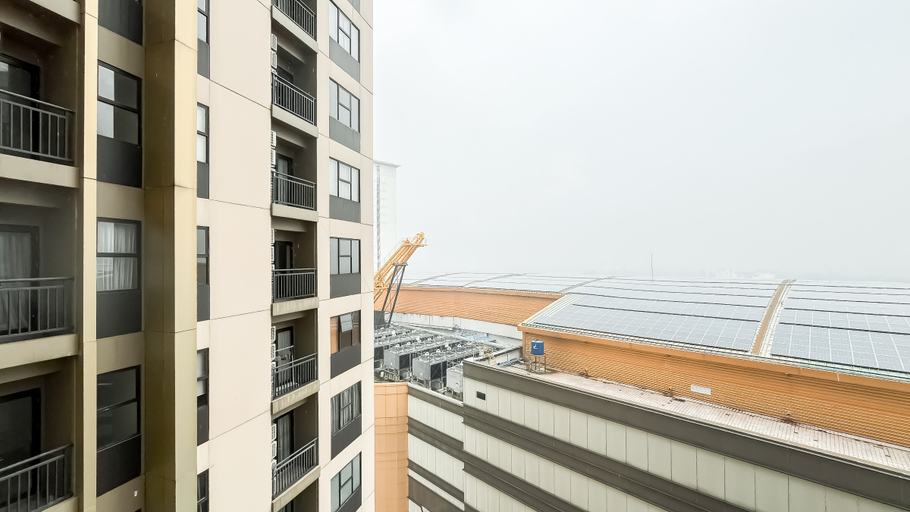 Others 3, Modern Chic Studio at Transpark Cibubur Apartment By Travelio, Depok