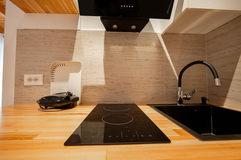 Kitchen 5, Afriol Rooms, Sarandës