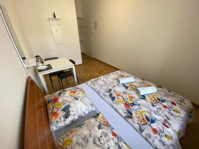 Room 3, Fantastic Inn Warsaw - O13, Warsaw