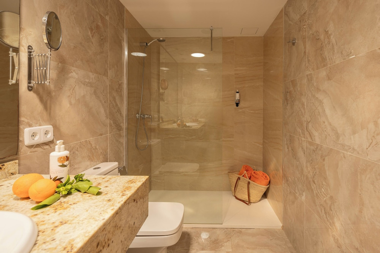 Bathroom 5, Son Galceran, Baleares